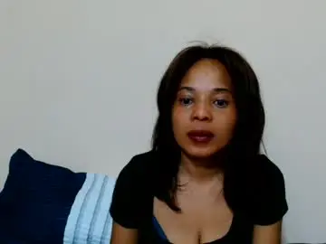 Lusciouslips2  live sex cam