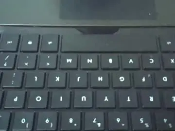 Osoprettyebony  live sex cam