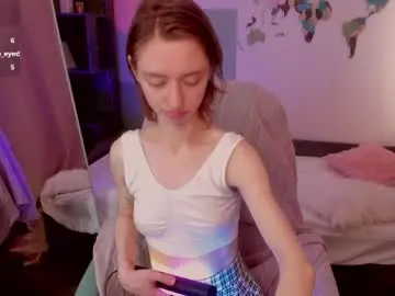 Pretty__victoria  live sex cam