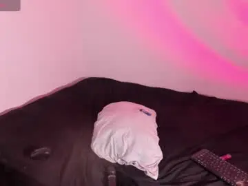 Rossth11  live sex cam