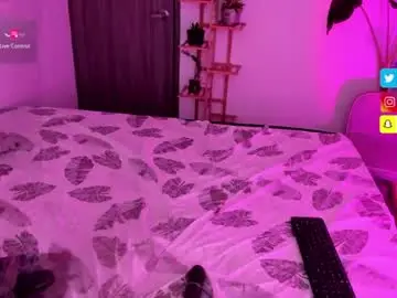 Rossth11  live sex cam