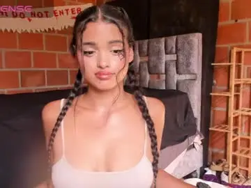 Rossth11  live sex cam