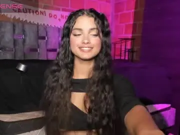Rossth11  live sex cam