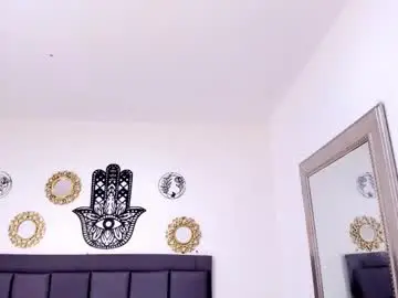 Silvanadelatorre  live sex cam