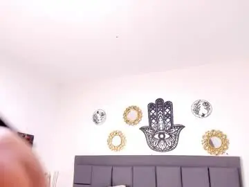 Silvanadelatorre  live sex cam