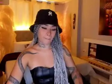 Vayolett_bass  live sex cam