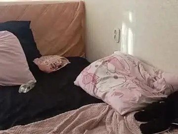Yeseniagonder  live sex cam