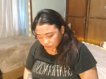 Yourchubby_asianlyca  live sex cam