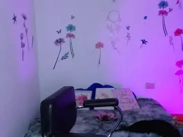 Babenik_666  live sex cam