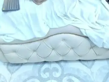 Black_luna19  live sex cam