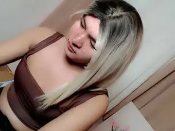 Krezikeed  live sex cam