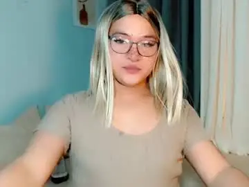 Krezikeed  live sex cam