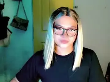 Krezikeed  live sex cam
