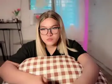 Krezikeed  live sex cam