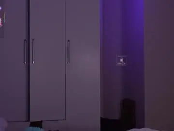 Lady_white_snake  live sex cam