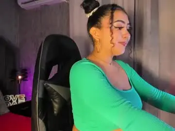 Luisa_cameron  live sex cam