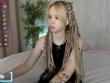 Mila_kinor  live sex cam