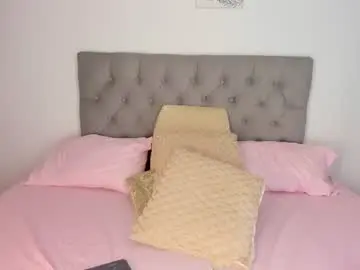 Nicol_swift_  live sex cam