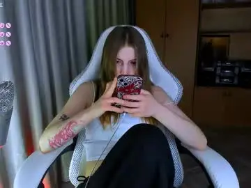 Princessaalicc  live sex cam