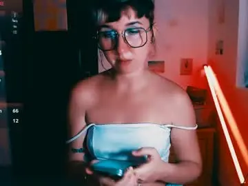 Riri_rich  live sex cam