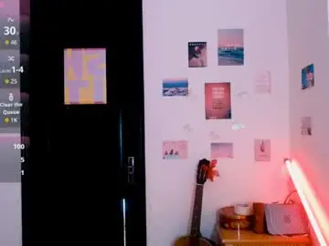 Riri_rich  live sex cam