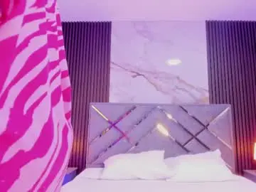 Samyysavage  live sex cam