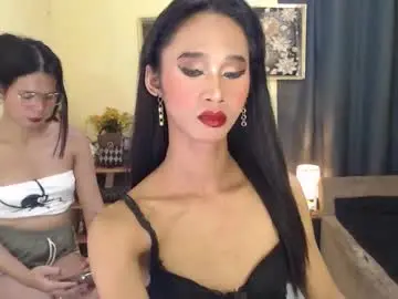 Sexyhornymyles4uxxx  live sex cam