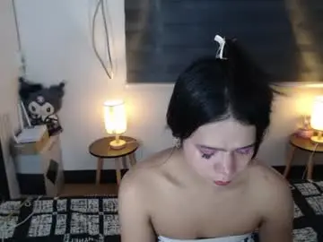 Sexyhornymyles4uxxx  live sex cam