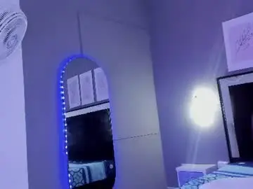 Stella_moonroe  live sex cam