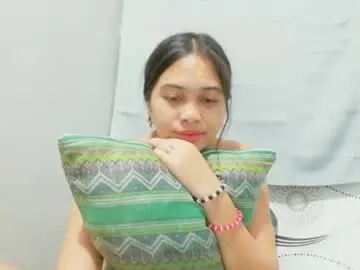 Ursexy_pinay_skinny  live sex cam