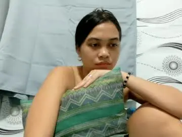 Ursexy_pinay_skinny  live sex cam
