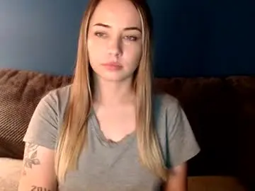 Bbgirlnextdoor  live sex cam
