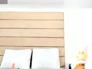 Ely_brown  live sex cam
