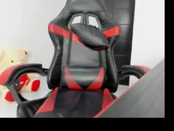 Goddess_of_pigs  live sex cam