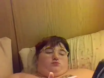 Lunardesires  live sex cam