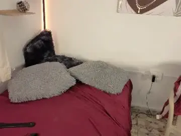 Maddy99_  live sex cam
