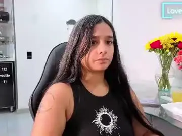 Maeena  live sex cam