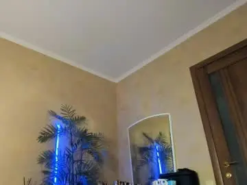 Mela911carrera  live sex cam