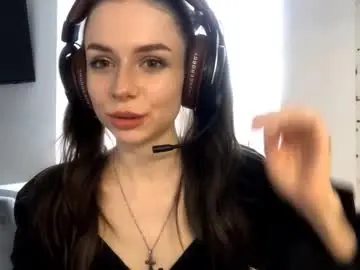 Meloniehanford  live sex cam