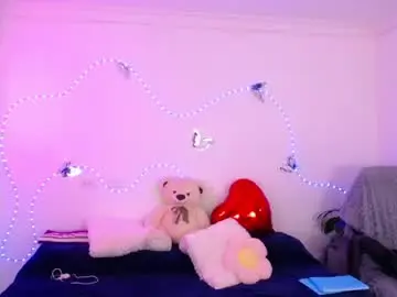 Mia_cute_girl  live sex cam