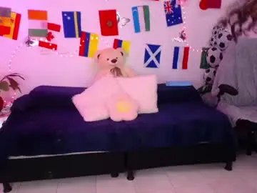 Mia_cute_girl  live sex cam