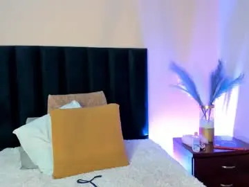 Miahertz  live sex cam