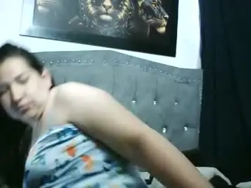Rossiteylor368516  live sex cam