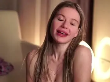 Soomento  live sex cam