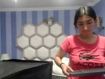 Yvi_taylor  live sex cam