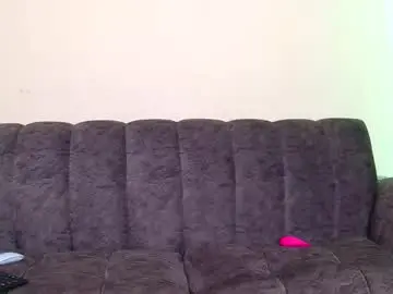 Zara_lae  live sex cam