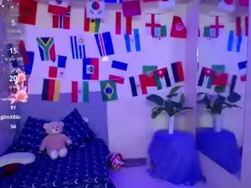 Alloy_tiny  live sex cam
