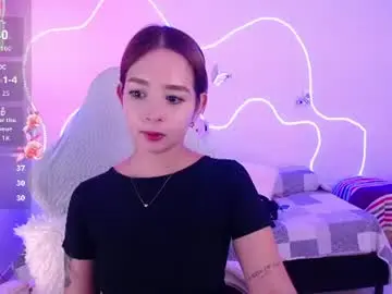 Alloy_tiny  live sex cam