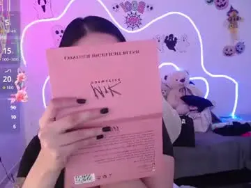 Alloy_tiny  live sex cam