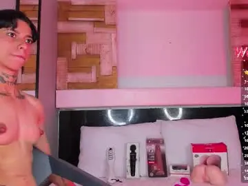 Amber_adams_  live sex cam